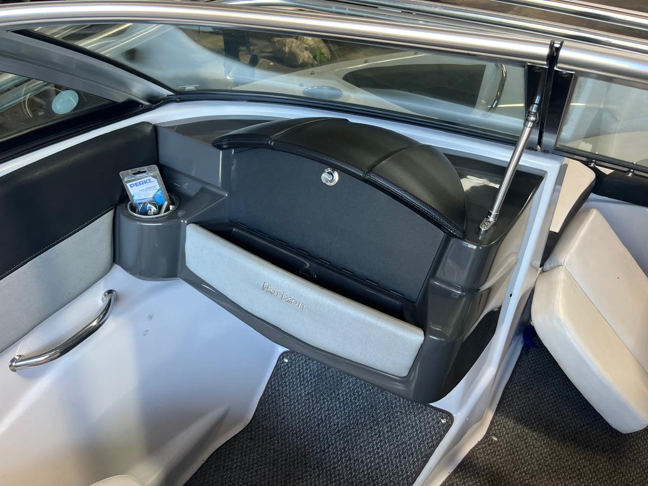 Four Winns 190 2013 Volvo 225 